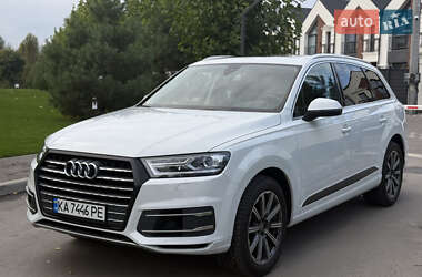 Audi Q7  2016