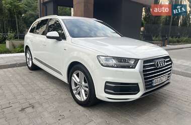 Audi Q7  2018