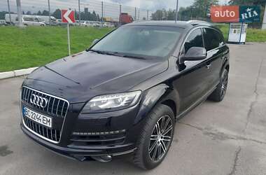 Audi Q7  2013