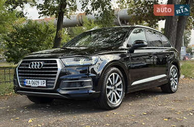 Audi Q7  2017