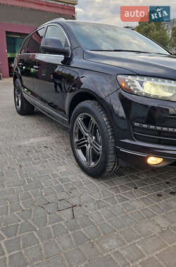 Audi Q7  2015