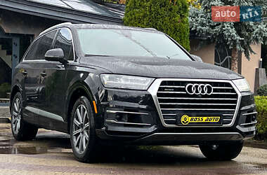 Audi Q7  2017