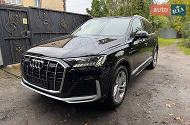 Audi Q7  2020