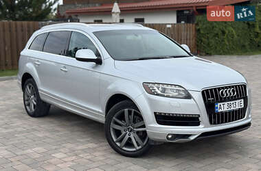 Audi Q7  2011