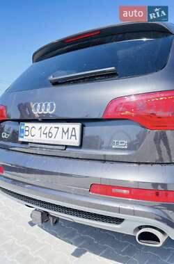 Audi Q7  2014