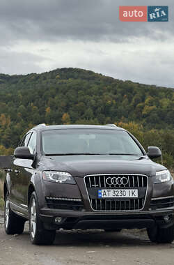 Audi Q7  2013
