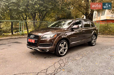Audi Q7  2014