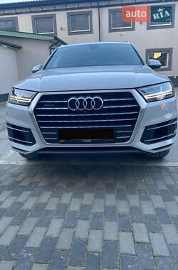 Audi Q7  2018