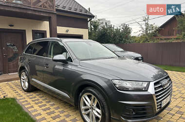 Audi Q7  2018