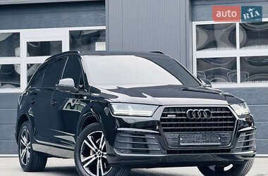 Audi Q7  2016