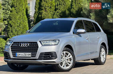 Audi Q7  2017