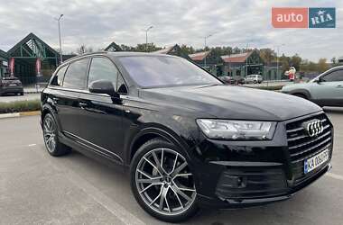 Audi Q7  2017