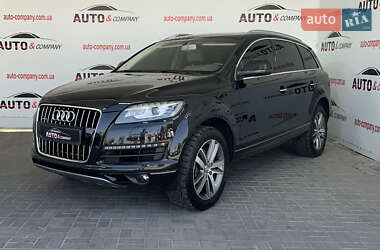 Audi Q7  2012
