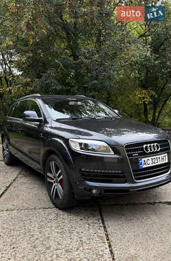 Audi Q7  2006