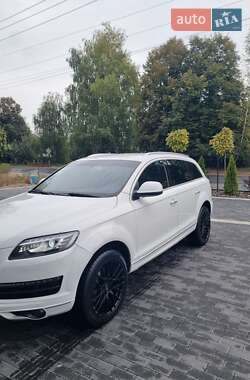 Audi Q7  2013