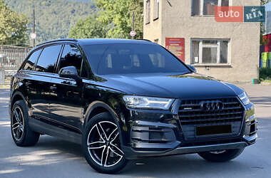 Audi Q7  2015