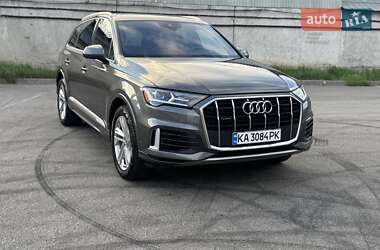 Audi Q7  2021
