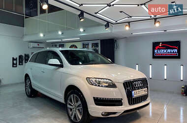 Audi Q7  2013