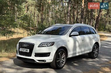 Audi Q7  2013