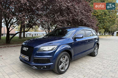 Audi Q7  2012