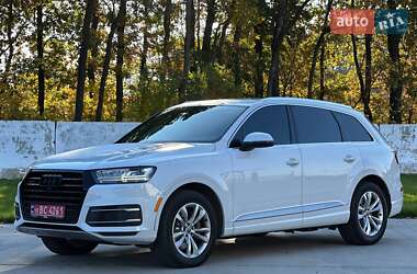 Audi Q7  2017