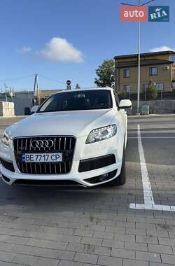 Audi Q7  2012