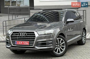 Audi Q7  2019