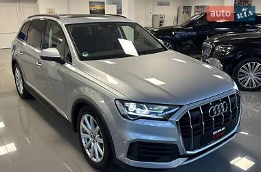 Audi Q7  2022