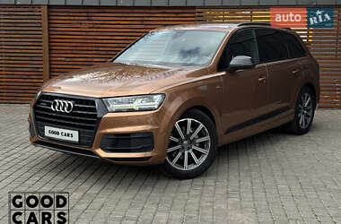 Audi Q7  2017