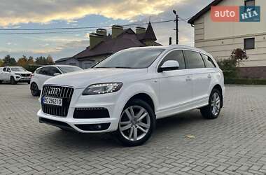 Audi Q7  2011
