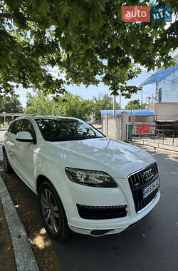 Audi Q7 2011