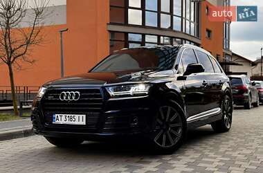 Audi Q7  2015