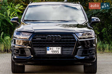 Audi Q7  2017