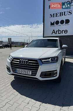 Audi Q7 2016