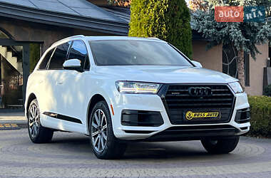 Audi Q7  2016