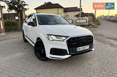 Audi Q7  2020