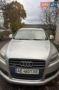 Audi Q7  2007