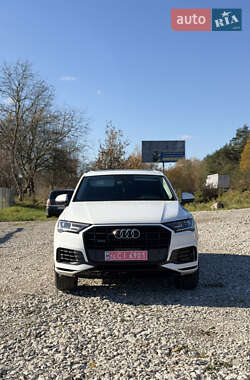 Audi Q7  2020