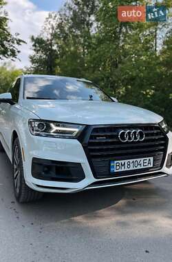 Audi Q7  2017