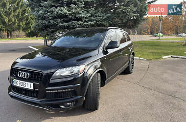 Audi Q7  2013