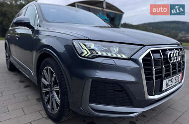 Audi Q7  2021