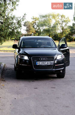 Audi Q7  2007