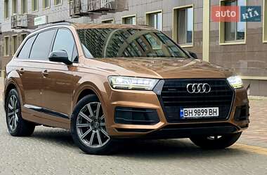 Audi Q7  2017