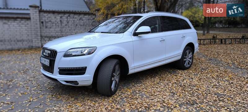 Внедорожник / Кроссовер Audi Q7 2015 в Днепре