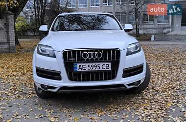 Внедорожник / Кроссовер Audi Q7 2015 в Днепре