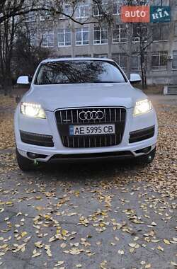 Внедорожник / Кроссовер Audi Q7 2015 в Днепре