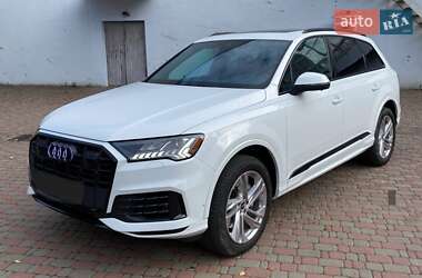 Audi Q7  2023