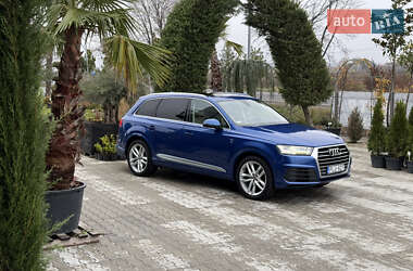 Audi Q7  2017