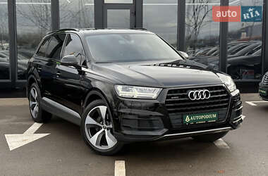Audi Q7  2015