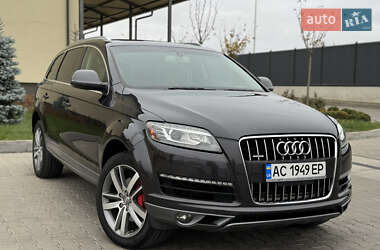 Audi Q7  2011